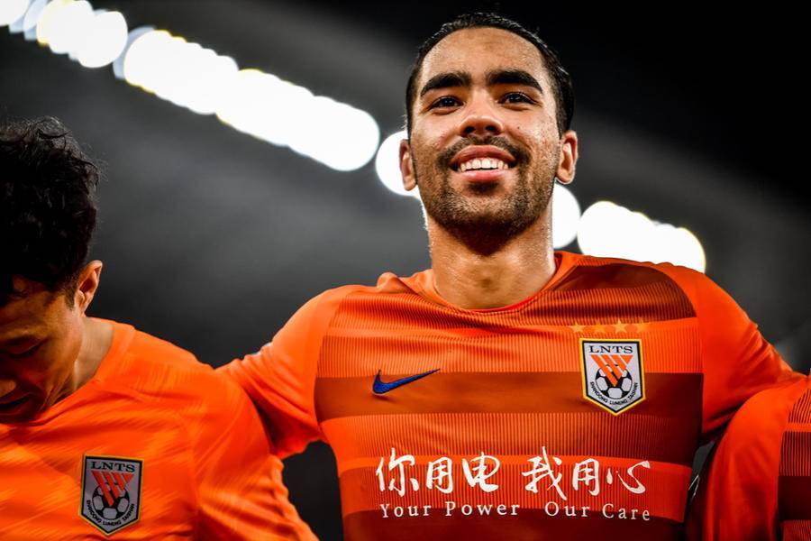 开云体育-转折点克里夫兰骑士主帅复盘；中超窗口期攻防权衡；媒体盛赞；团队化学反应显著