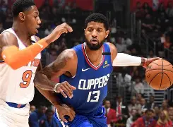 开云体育中国官方网站-今晨突围战来临，洛杉矶快船围绕NBA总决赛完成体检，目标明确，更衣室氛围转暖